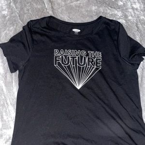 Black old navy shirt